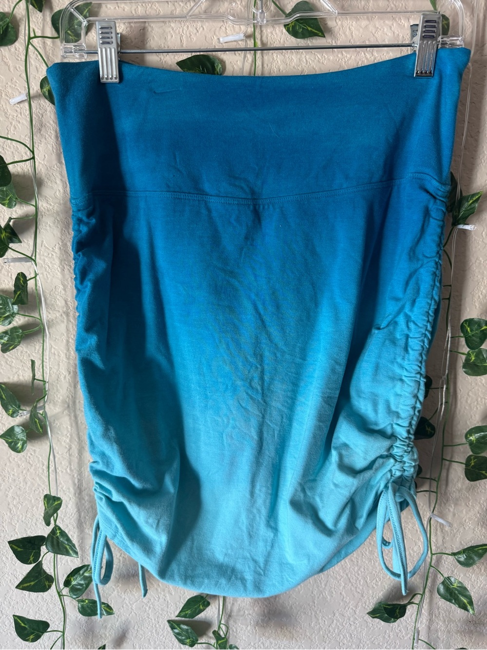 Earth Yoga Organic Cotton & BambooBlue Ombre Drawstring Side Ruched Skirt L